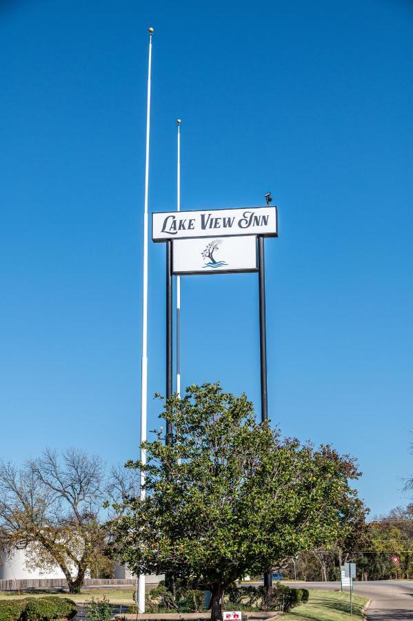 Lake View Inn Granbury Bagian luar foto