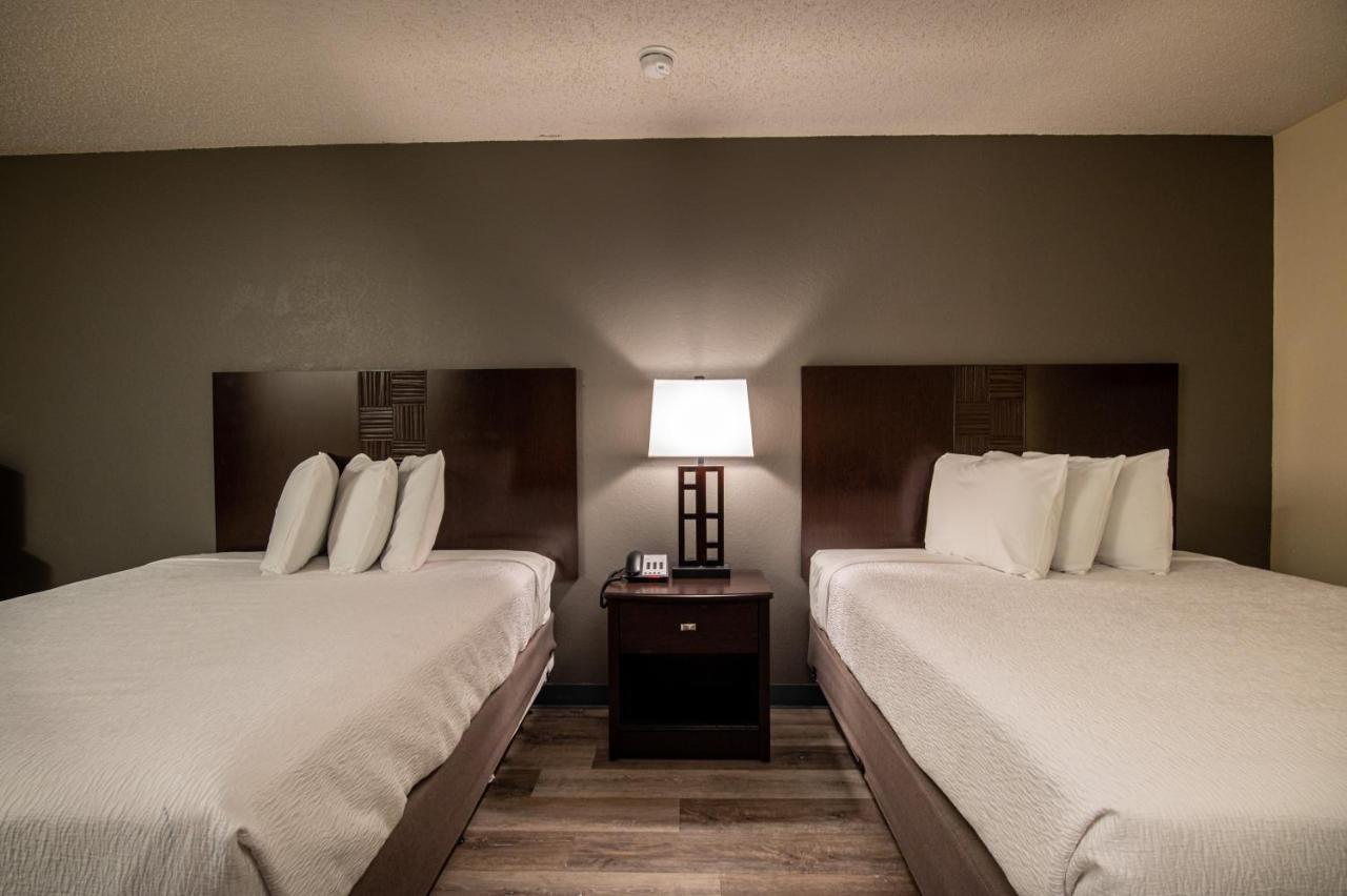Lake View Inn Granbury Bagian luar foto