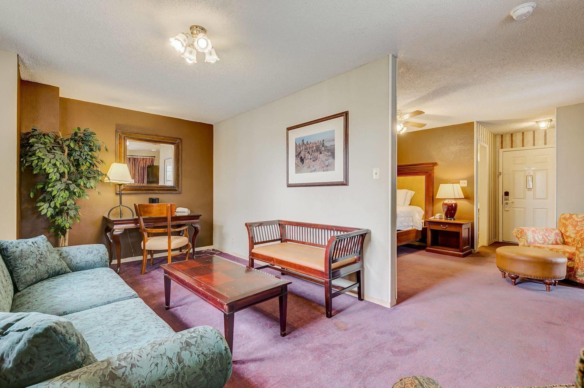 Lake View Inn Granbury Bagian luar foto